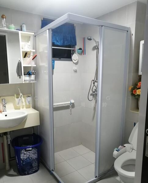 Pinnacle @ Duxton, 1B Cantonment Road, Room Rental, 90 sqft, HDB Flat For Rent, by Chew Ling Ling 周鈴鈴, 60048338 - Bathroom - PropertyGuru.com.sg