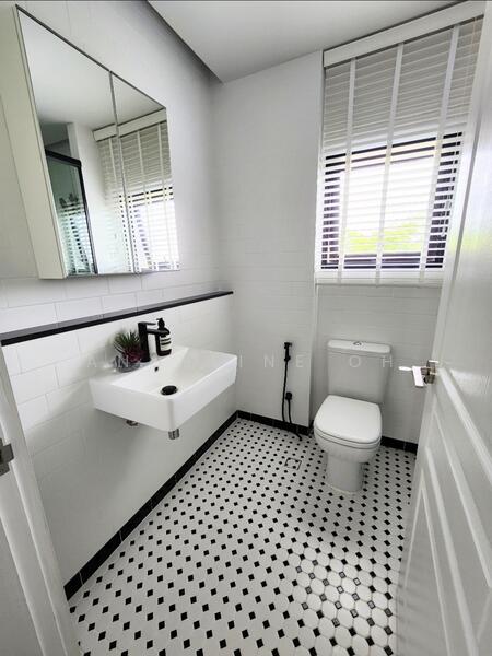 23 Holland Rise, , 5 Bedrooms, 3,400 sqft, Apartment For Rent, by Angeline Oh, 60048348 - Bathroom - PropertyGuru.com.sg