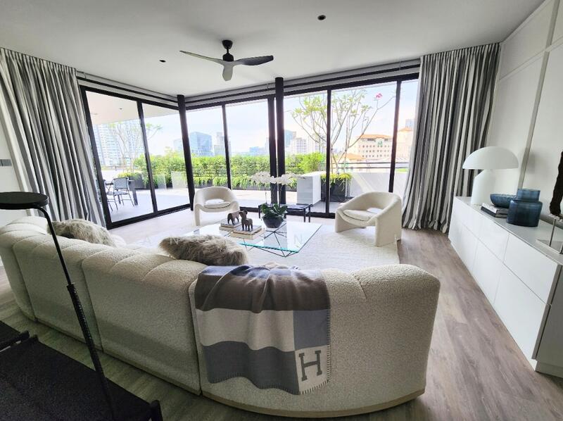 23 Holland Rise, , 5 Bedrooms, 3,400 sqft, Apartment For Rent, by Angeline Oh, 60048348 - Living Room - PropertyGuru.com.sg
