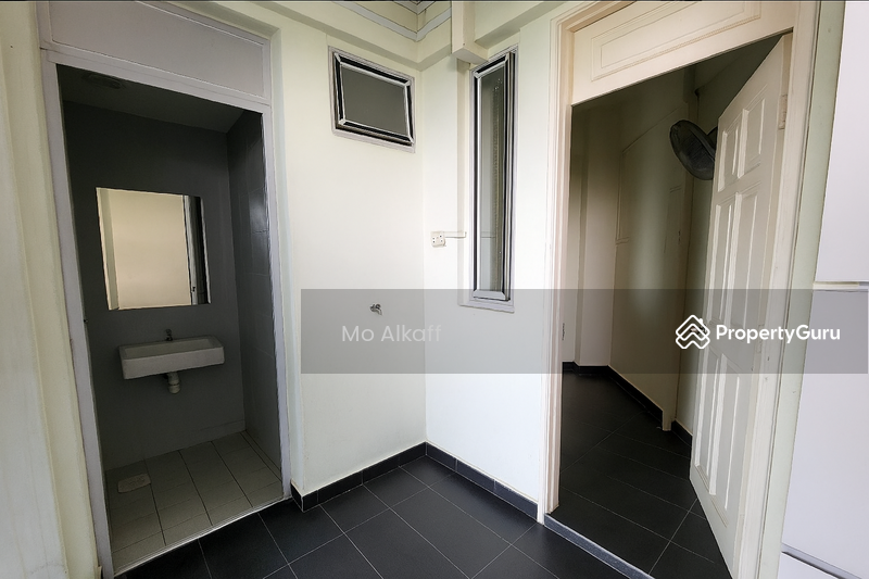 Maid's room & WC