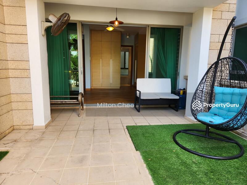 For Sale - The Berth by the Cove