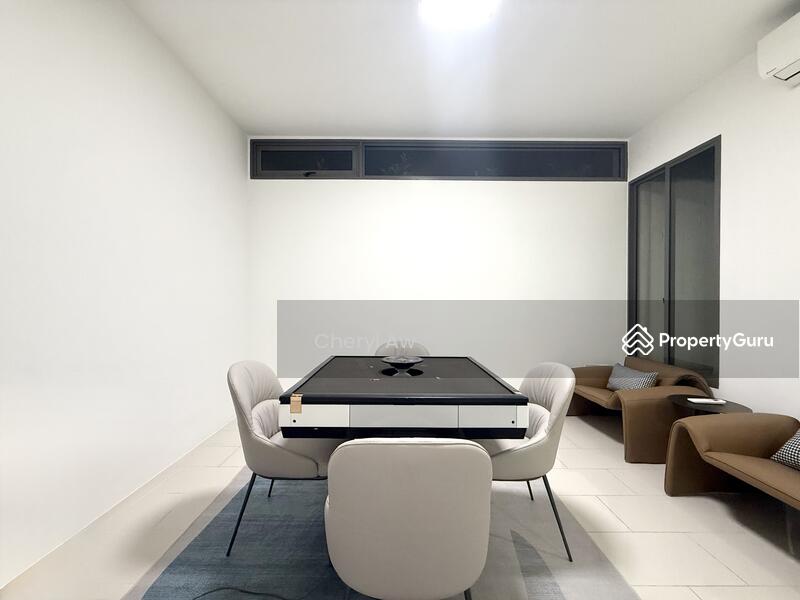 Basement: Entertainment/ Family Room