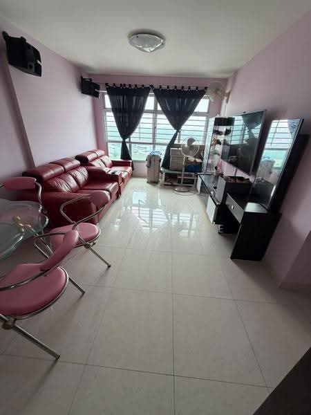 57 Teban Gardens Road, 57 Teban Gardens Road, Boon Lay / Jurong / Tuas, Room Rental, 150 sqft, HDB Flat For Rent, by Lynne Lee, 60048973 - Living Room - PropertyGuru.com.sg