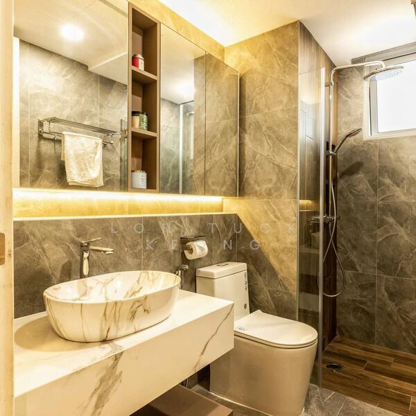 For Sale - Ferraria Park Condo