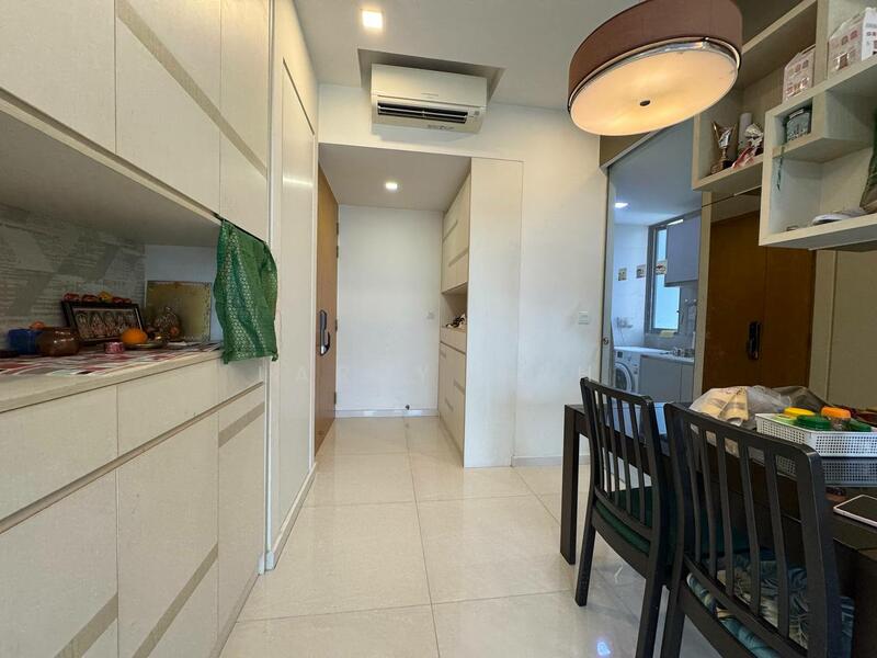 H2O Residences Condominium For Sale at S$ 1,200,000 | PropertyGuru Singapore - Kitchen