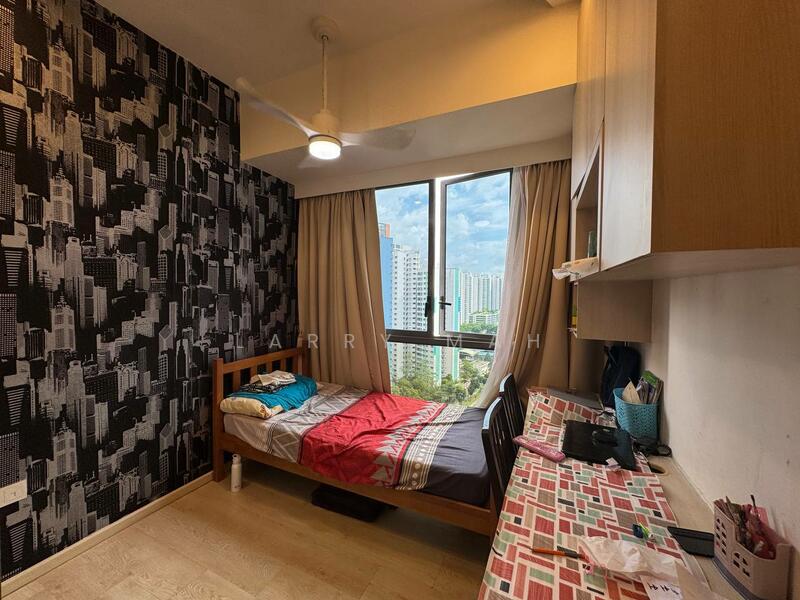 H2O Residences Condominium For Sale at S$ 1,200,000 | PropertyGuru Singapore - Bedroom