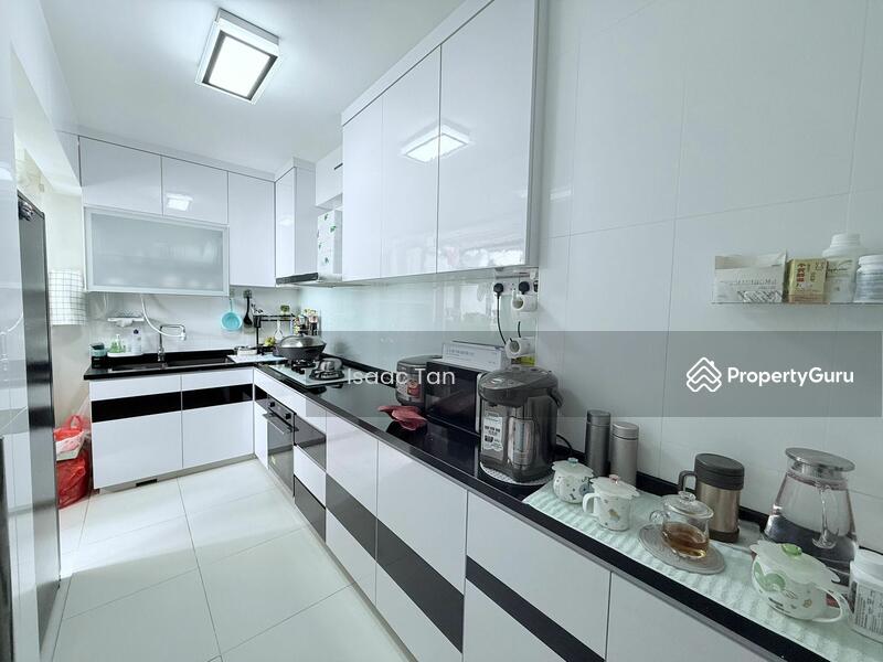 For Sale - 605D Tampines Street 61