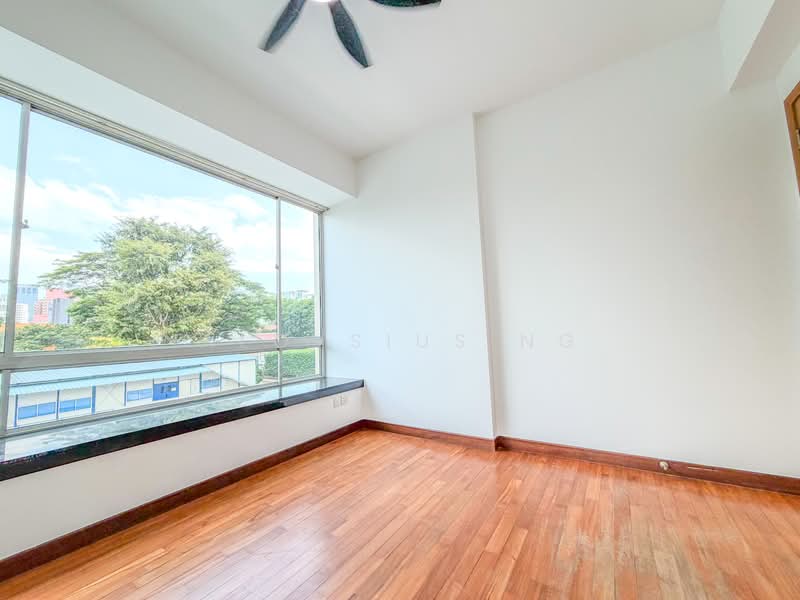 For Sale - Parc Mackenzie