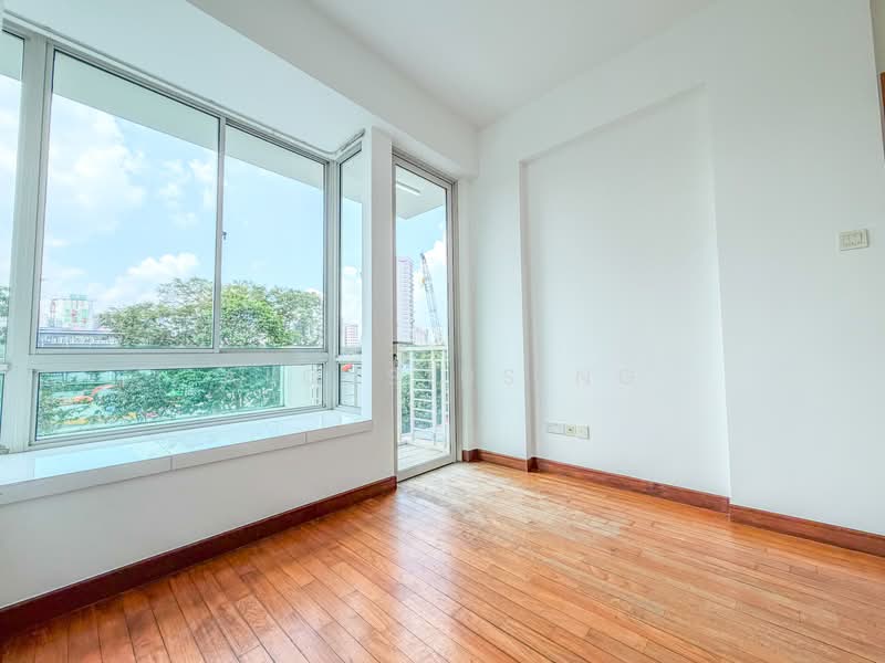 For Sale - Parc Mackenzie