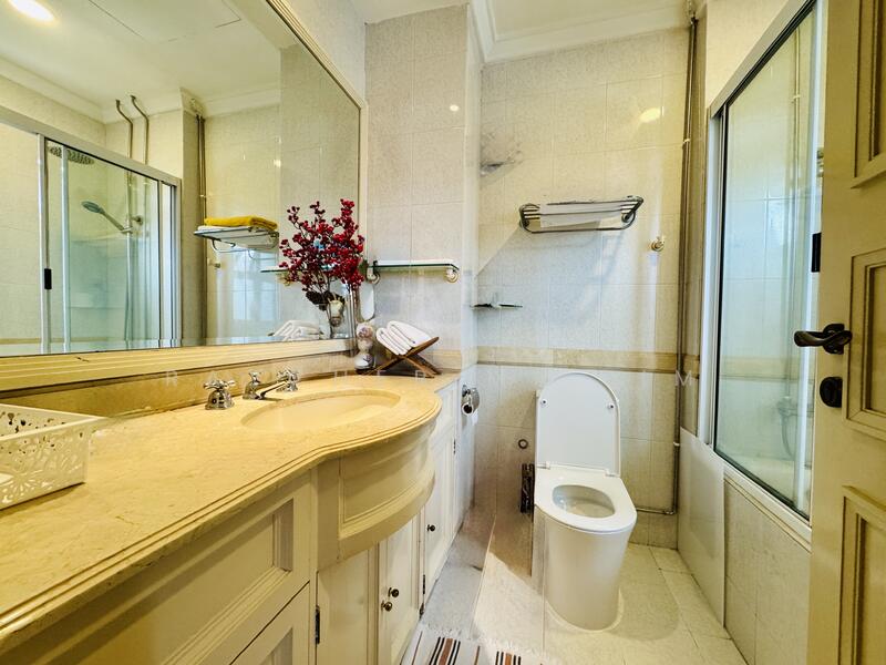 For Sale - Holland Grove