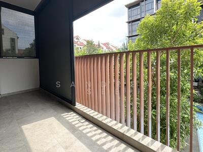 For Sale - Royalgreen