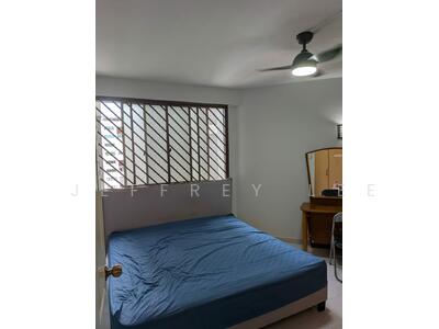 For Rent - 887 Tampines Street 81