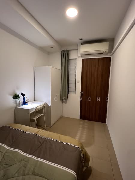 381 Pasir Panjang Road, 381 Pasir Panjang Road, Room Rental, 100 sqft, Apartment For Rent, by Eunice Wong, 60049557 - Bedroom - PropertyGuru.com.sg