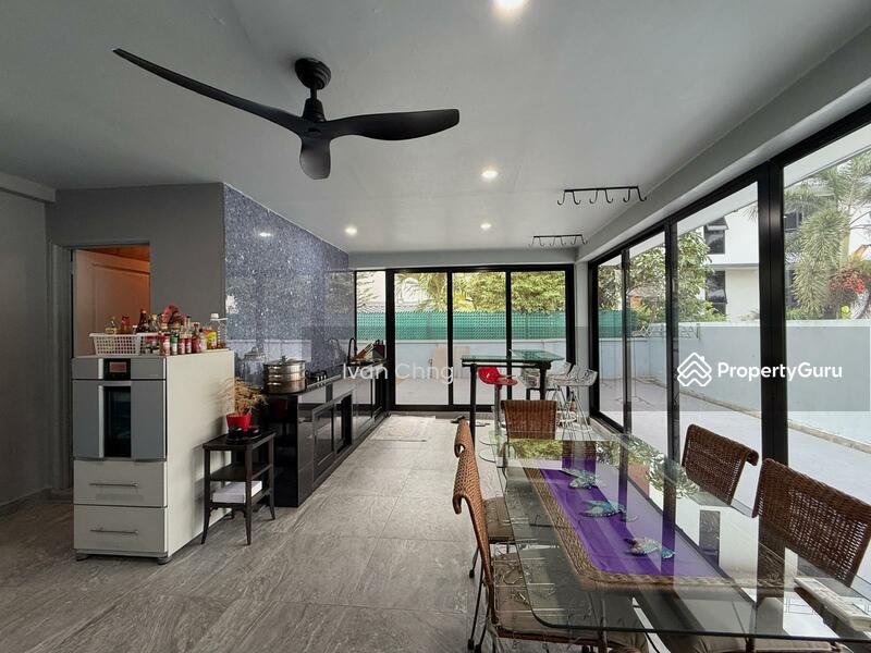 For Sale - ⭐️⭐️LANDED7772@ 2Sty Semi D | Wide Spacious Porch | Extended Wet Kitchen Shelter | Pasir Ris Beach