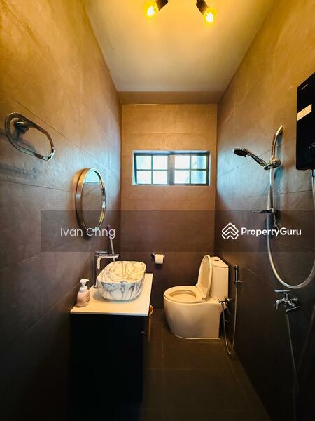 For Sale - ⭐️⭐️LANDED7772@ 2Sty Semi D | Wide Spacious Porch | Extended Wet Kitchen Shelter | Pasir Ris Beach