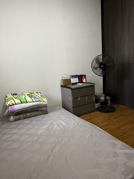 North Park Residences, 37 Yishun Central 1, 2 Bedrooms, 549 sqft, Condominium For Rent, by Hong Meiyu, 60049704 - Bedroom - PropertyGuru.com.sg
