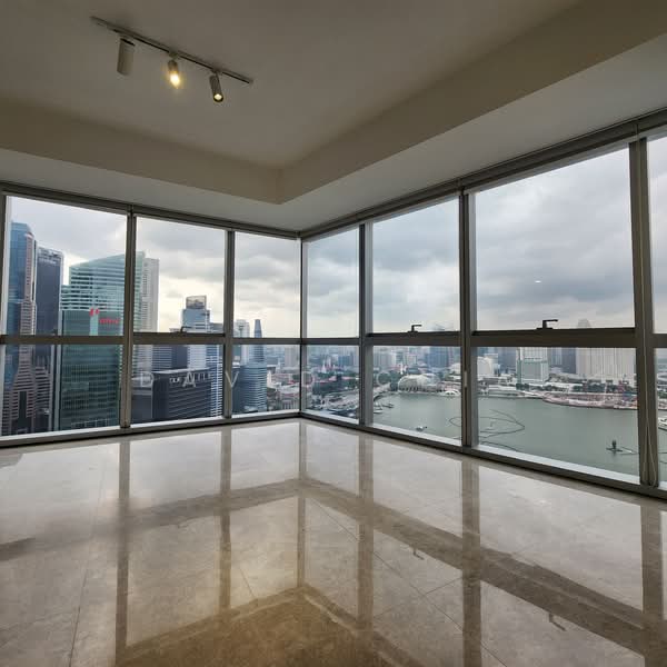 Marina Bay Residences Condominium For Sale at S$ 7,000,000 | PropertyGuru Singapore