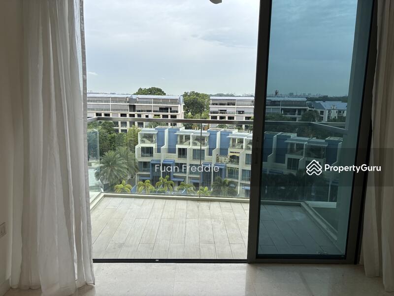For Rent - Skies Miltonia