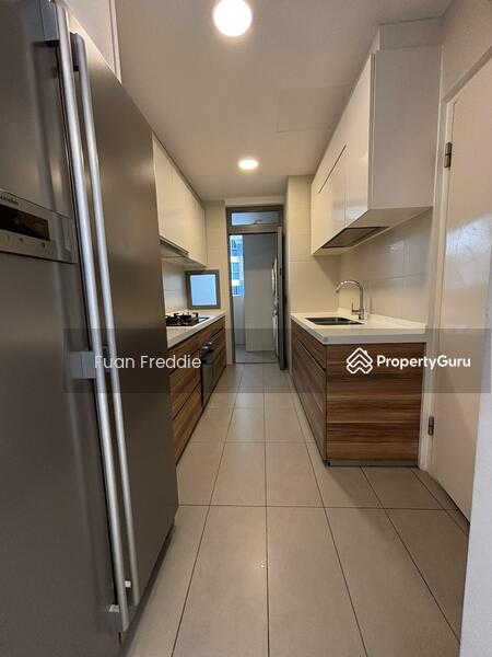 For Rent - Skies Miltonia