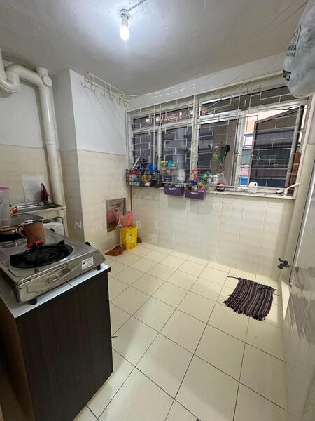 2 Jalan Bukit Merah, 2 Jalan Bukit Merah, 2 Bedrooms, 742 sqft, HDB Flat For Rent, by Annabel Yeo 杨洁桦, 60051345 - Kitchen - PropertyGuru.com.sg