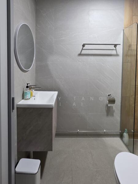 285B Toh Guan Road, 285B Toh Guan Road, Boon Lay / Jurong / Tuas, Room Rental, 100 sqft, HDB Flat For Rent, by Mary Tang Ji'Ai, 60051513 - Bathroom - PropertyGuru.com.sg