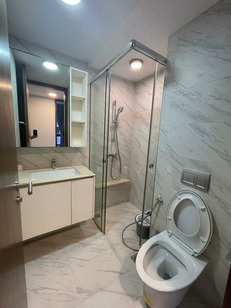 Le Quest, 10 Bukit Batok Street 41, 2 Bedrooms, 700 sqft, Condominium For Rent, by Adan Tjew, 60051558 - PropertyGuru.com.sg