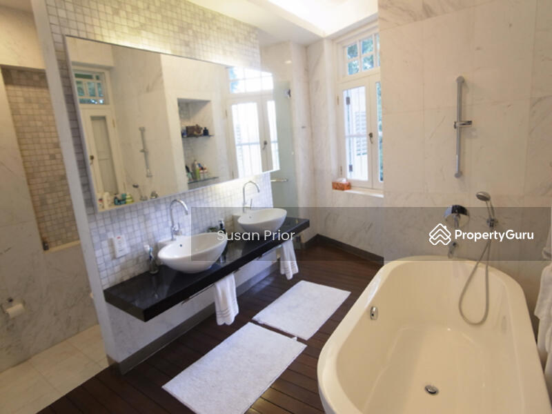 For Rent - Blair. Road 4+2 5000 sf /Lap Pool