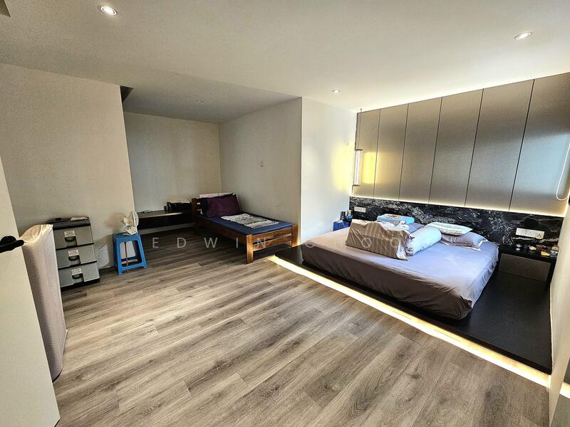 For Sale - 357B Admiralty Drive