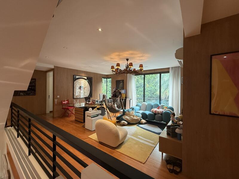 Serangoon Gardens Bungalow Detached, Serangoon Garden Estate, 5 Bedrooms, 6,700 sqft, Detached House For Sale, by Timothy Luah, 60051937 - Family Room - PropertyGuru.com.sg