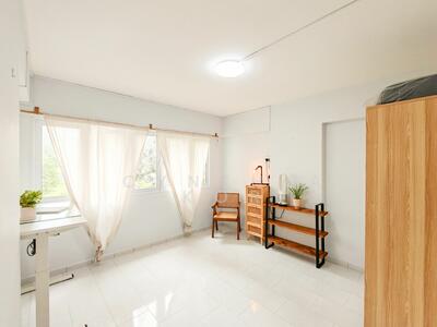 For Sale - 403 Serangoon Avenue 1