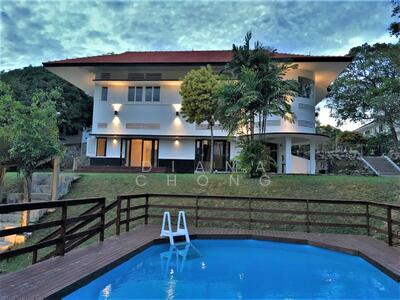 For Rent - Renovated Black & White GCB on Olive Road