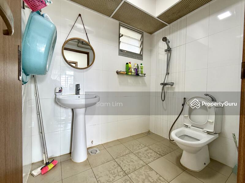 Common Toilet