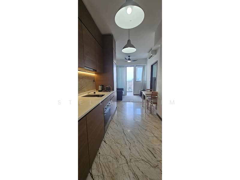Queens Peak, 3 Dundee Road, 1 Bedroom, 431 sqft, Condominium For Rent, by Stella S Sim, 60052602 - Kitchen - PropertyGuru.com.sg