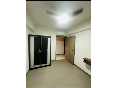 For Rent - 323B Tengah drive
