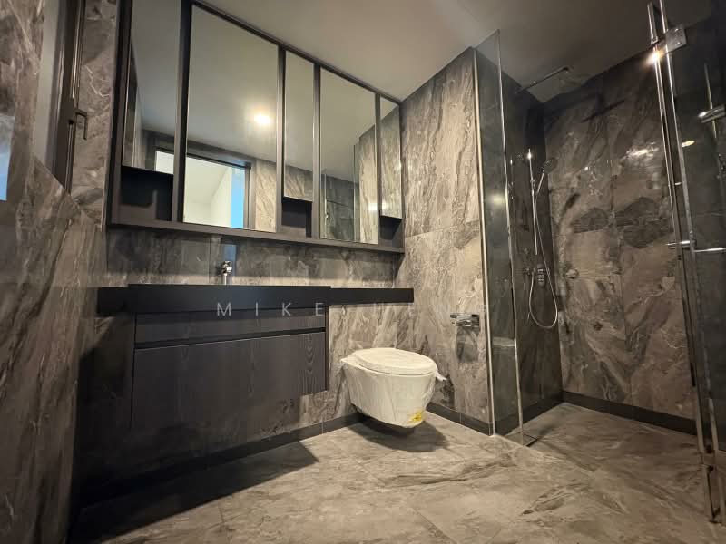 LIV @ MB, 114A Arthur Road, 3 Bedrooms, 1,270 sqft, Condominium For Rent, by Mike Heng, 60052739 - Master Bathroom - PropertyGuru.com.sg