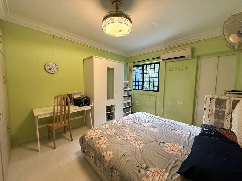 718 Bedok Reservoir Road, 718 Bedok Reservoir Road, 3 Bedrooms, 1,119 sqft, HDB Flat For Sale, by Sitimas Senin, 60052848 - Bedroom - PropertyGuru.com.sg