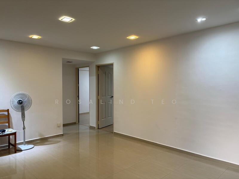 730 Tampines Street 71, 730 Tampines Street 71, 3 Bedrooms, 1,109 sqft, HDB Flat For Rent, by Rosalind Teo, 60052971 - Living Room - PropertyGuru.com.sg