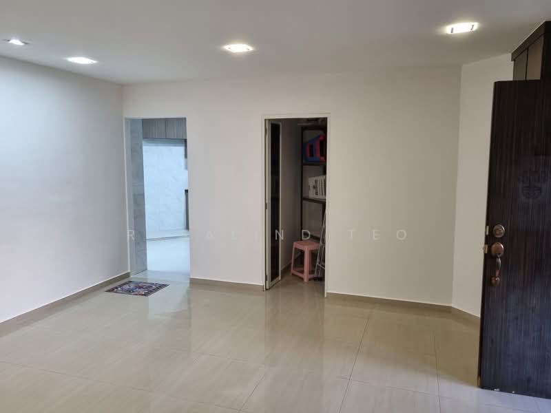 730 Tampines Street 71, 730 Tampines Street 71, 3 Bedrooms, 1,109 sqft, HDB Flat For Rent, by Rosalind Teo, 60052971 - Entrance - PropertyGuru.com.sg