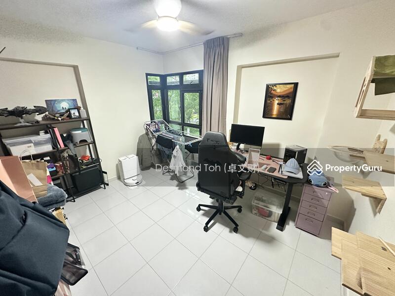 For Sale - 652 Senja Link