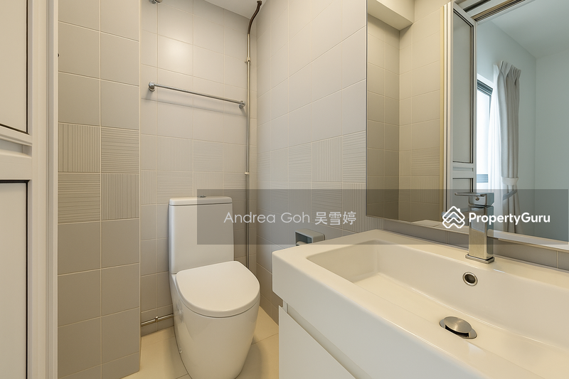 Bathroom 1 (Ensuite)