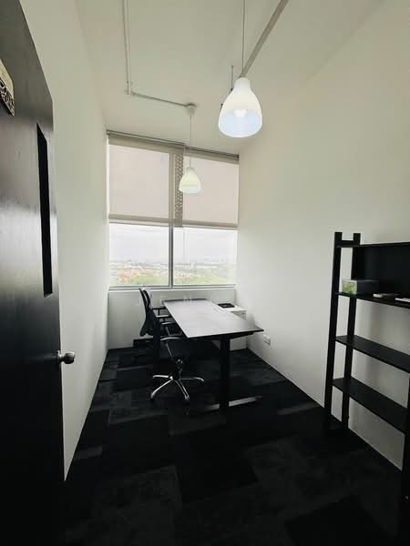 Wcega Tower, 21 Bukit Batok Crescent, 106 sqft, Light Industrial (B1) For Rent, by Jenn K, 60053196 - CommercialGuru.com.sg
