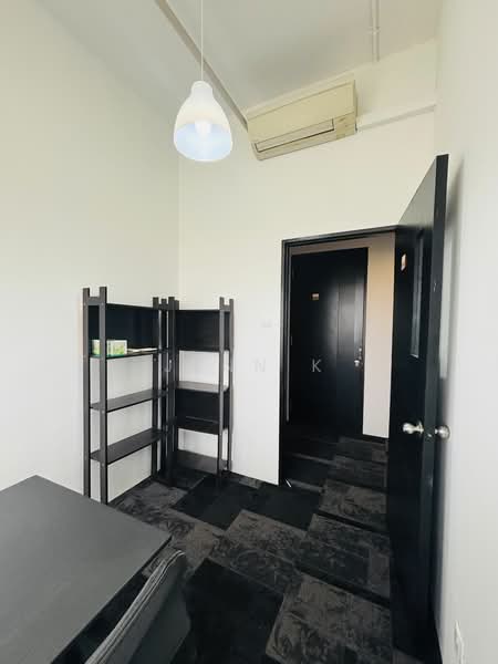 Wcega Tower, 21 Bukit Batok Crescent, 106 sqft, Light Industrial (B1) For Rent, by Jenn K, 60053196 - CommercialGuru.com.sg