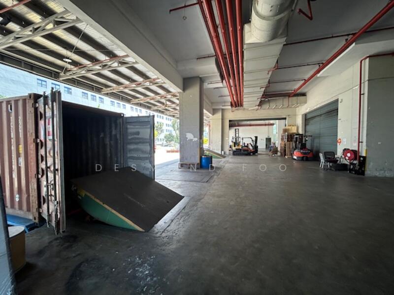 7.5m high warehouse in Changi South, , 17,249 sqft, Warehouse For Rent, by Desmond Foo, 60053363 - CommercialGuru.com.sg
