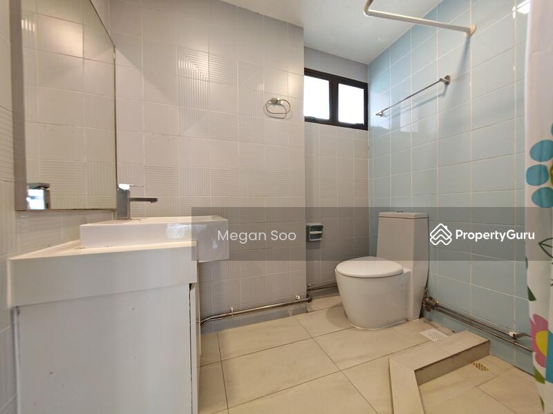 Common Bathroom
