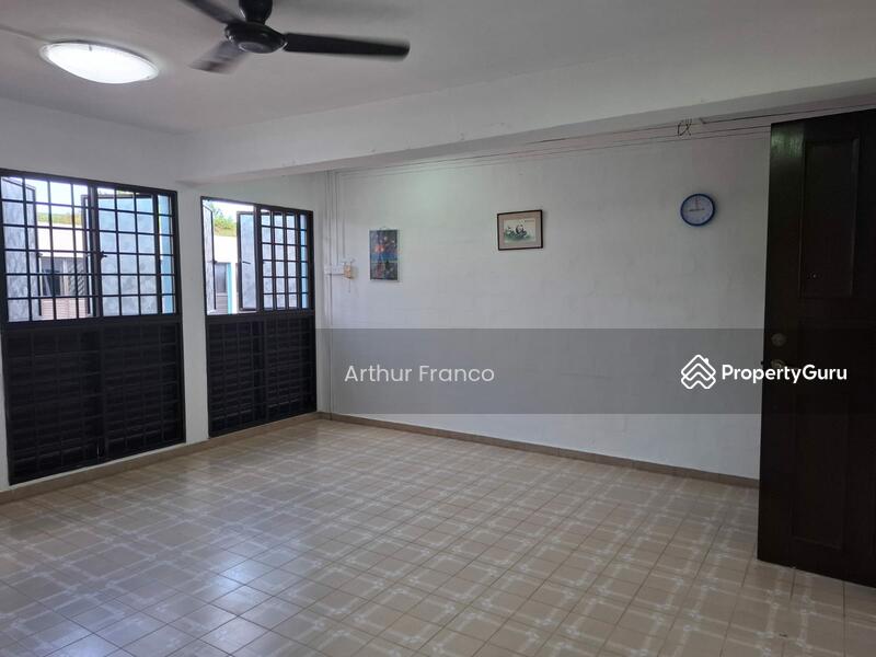 For Sale - 185 Toa Payoh Central