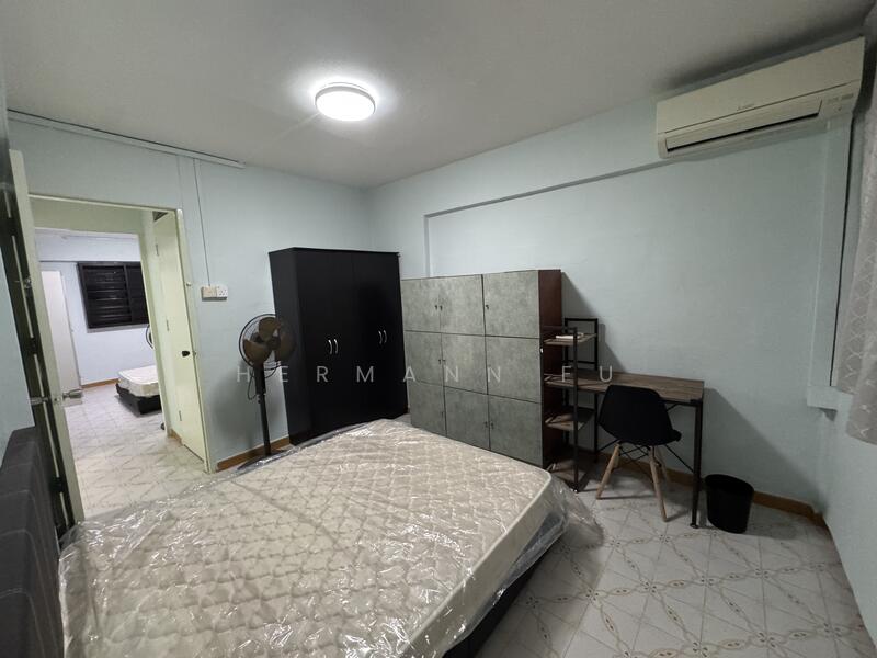 For Rent - 304 Clementi Avenue 4