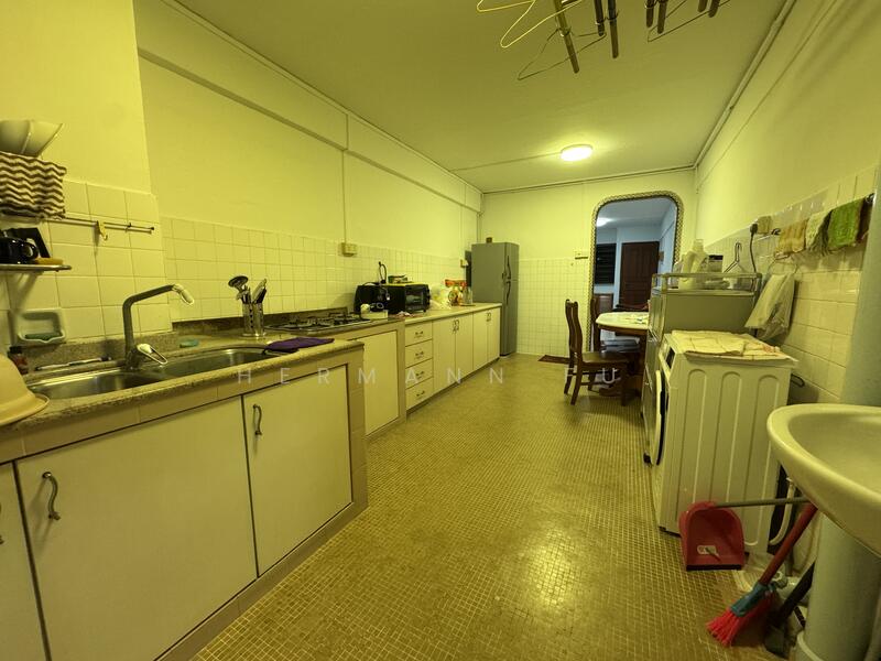For Rent - 304 Clementi Avenue 4