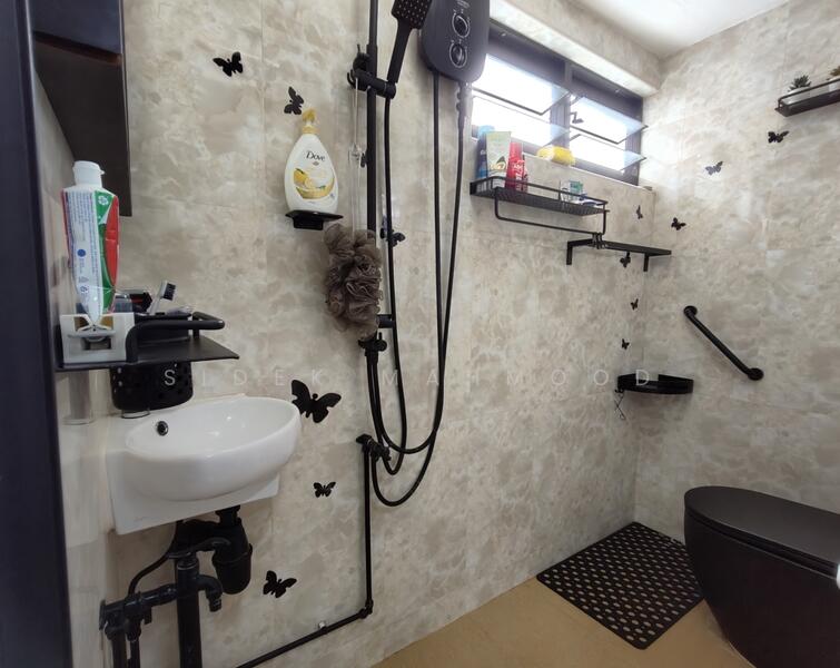 323 Ang Mo Kio Avenue 3, 323 Ang Mo Kio Avenue 3, 1 Bedroom, 473 sqft, HDB Flat For Rent, by Sidek Mahmood, 60054073 - Bathroom - PropertyGuru.com.sg