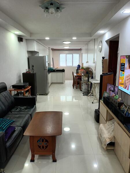 361 Bukit Batok Street 31, 361 Bukit Batok Street 31, Room Rental, 721 sqft, HDB Flat For Rent, by Mar Inn Chee, 60054141 - Living Room - PropertyGuru.com.sg