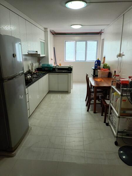 361 Bukit Batok Street 31, 361 Bukit Batok Street 31, Room Rental, 721 sqft, HDB Flat For Rent, by Mar Inn Chee, 60054141 - Kitchen - PropertyGuru.com.sg